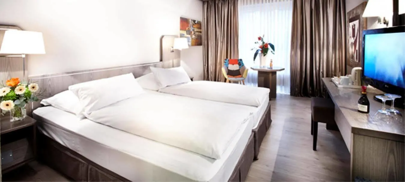 Hotel Duesseldorf City By Tulip Inn
