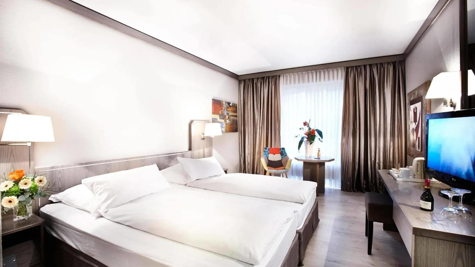 Hotel Duesseldorf City By Tulip Inn